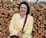 Portrait of author Nora Jamal